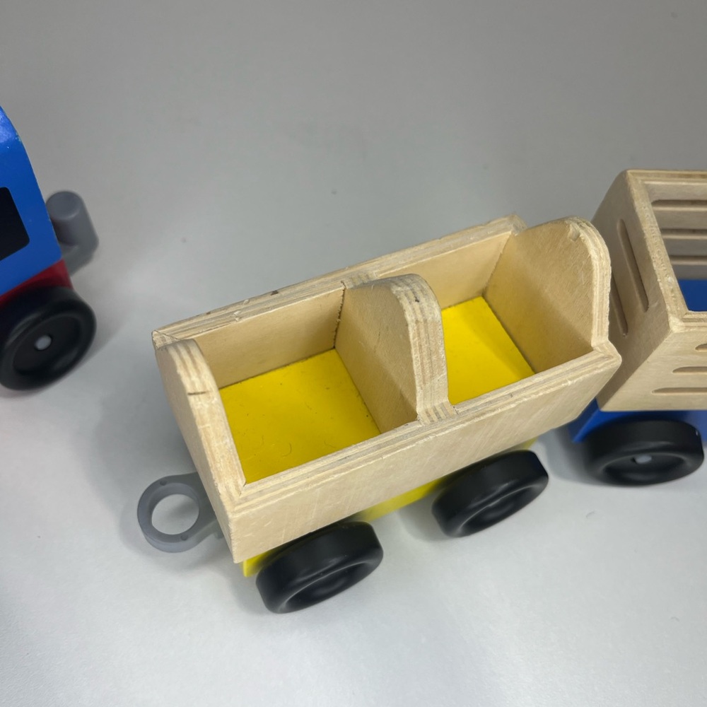 Melissa & Doug Wooden Train Set - Picture 7 of 13